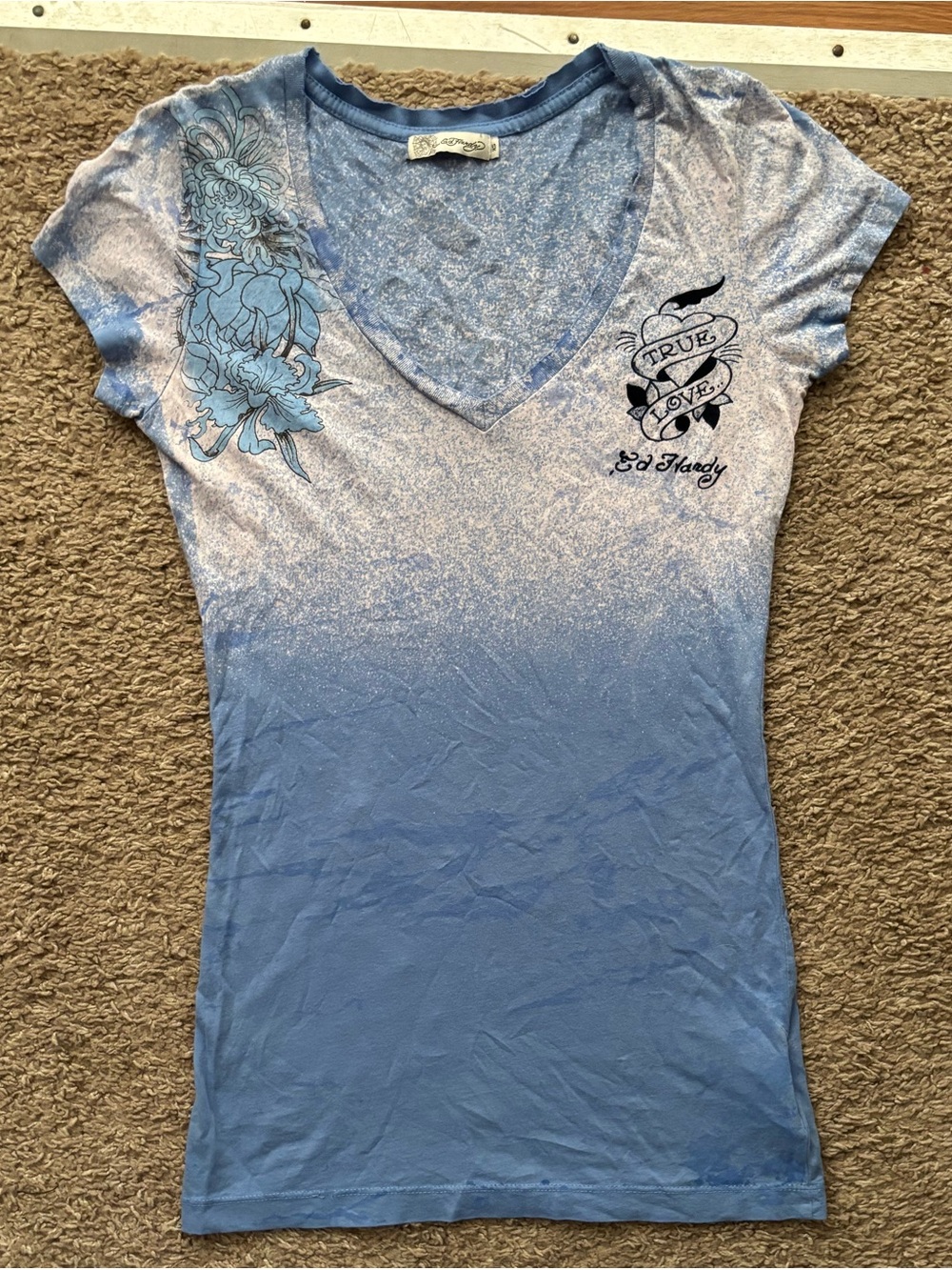 Ed Hardy Blue Ombre ‘True Love’ V-neck Tee Woman’s XS Graffiti Style Like New